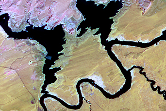 Water Levels in Lake Powell - related image preview