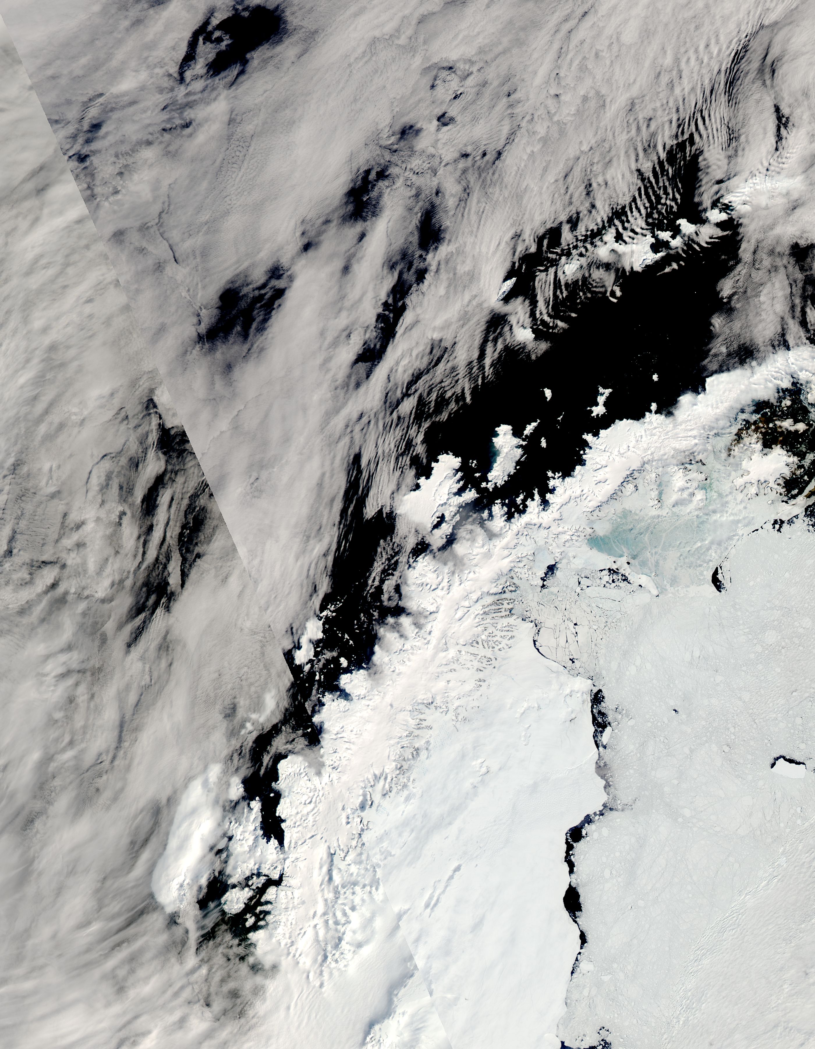 Signs of Summer Thaw on the Antarctic Peninsula - related image preview