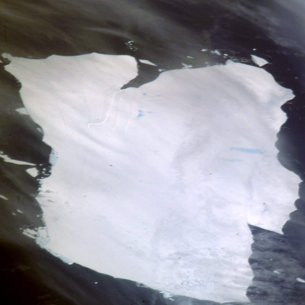 Mega-iceberg A53a, South Atlantic - related image preview