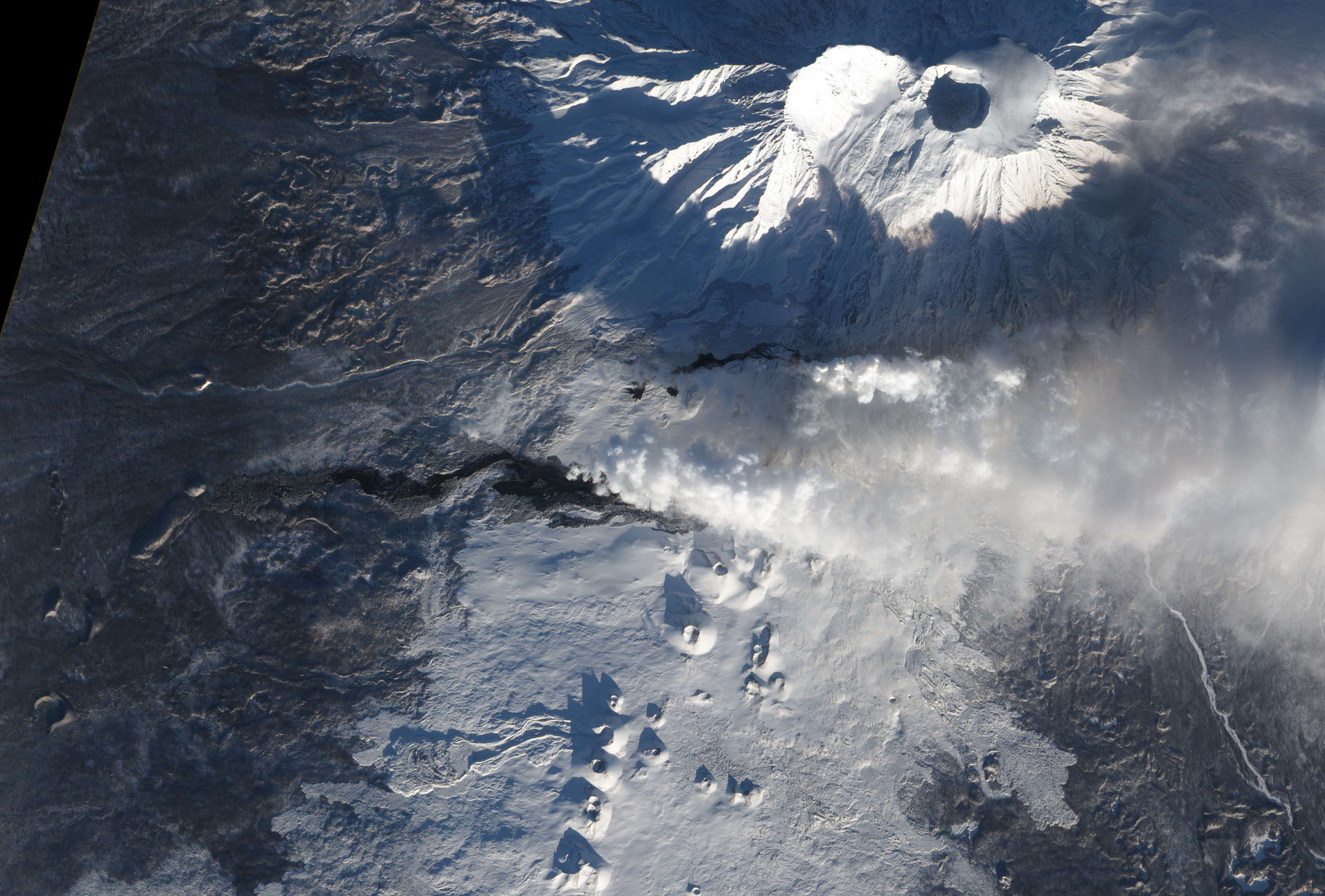 Eruption of Tolbachik Volcano - related image preview