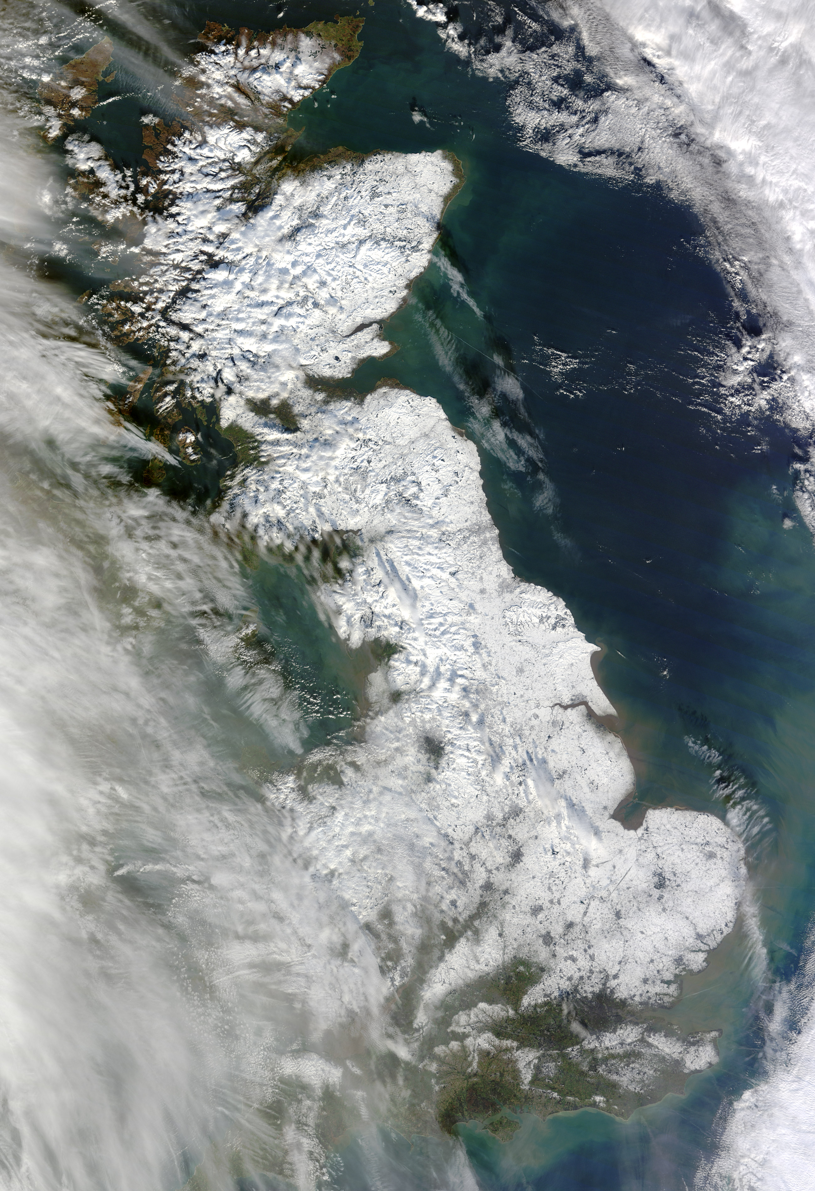Snow across Great Britain - related image preview