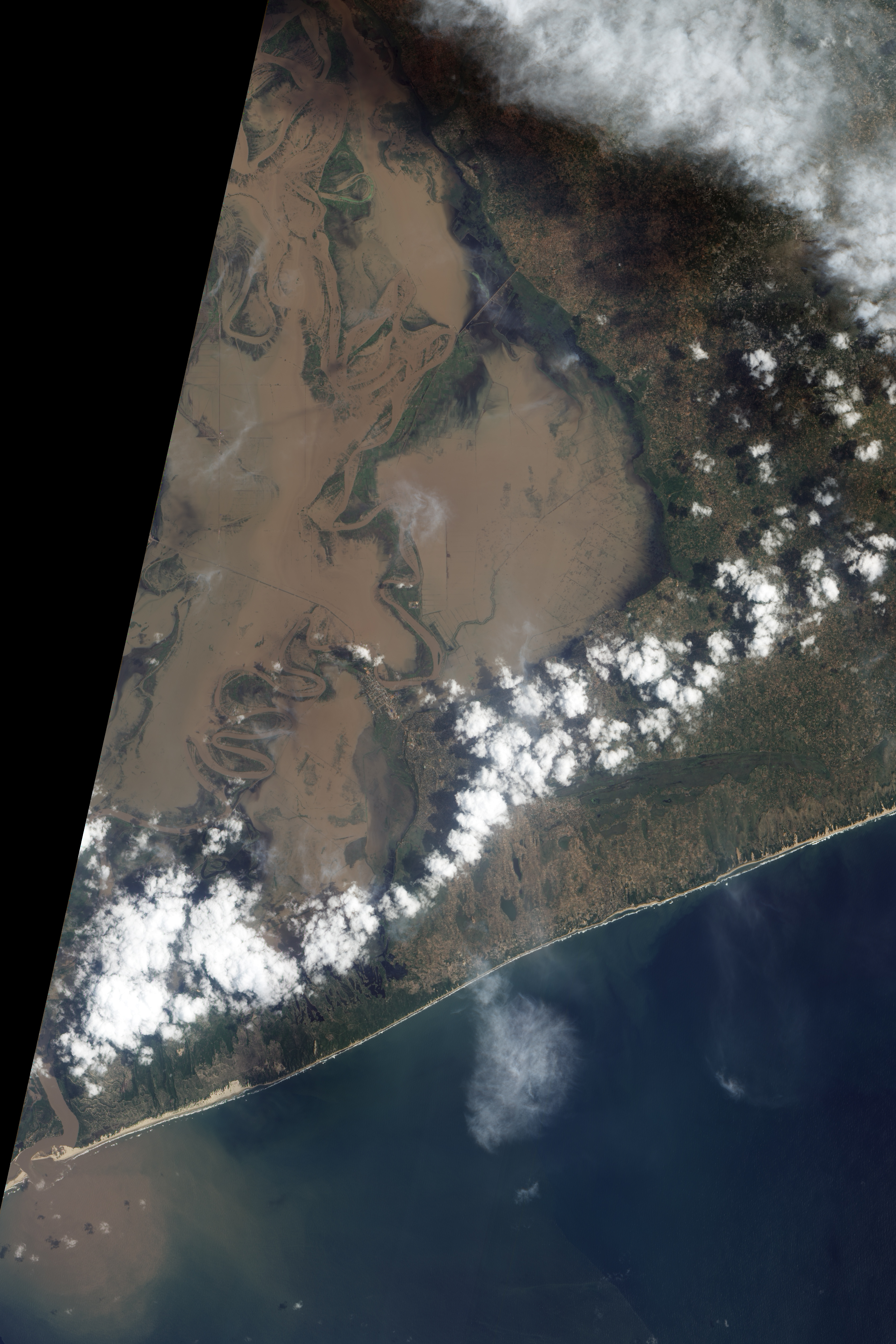 Flooding in Southern Africa - related image preview