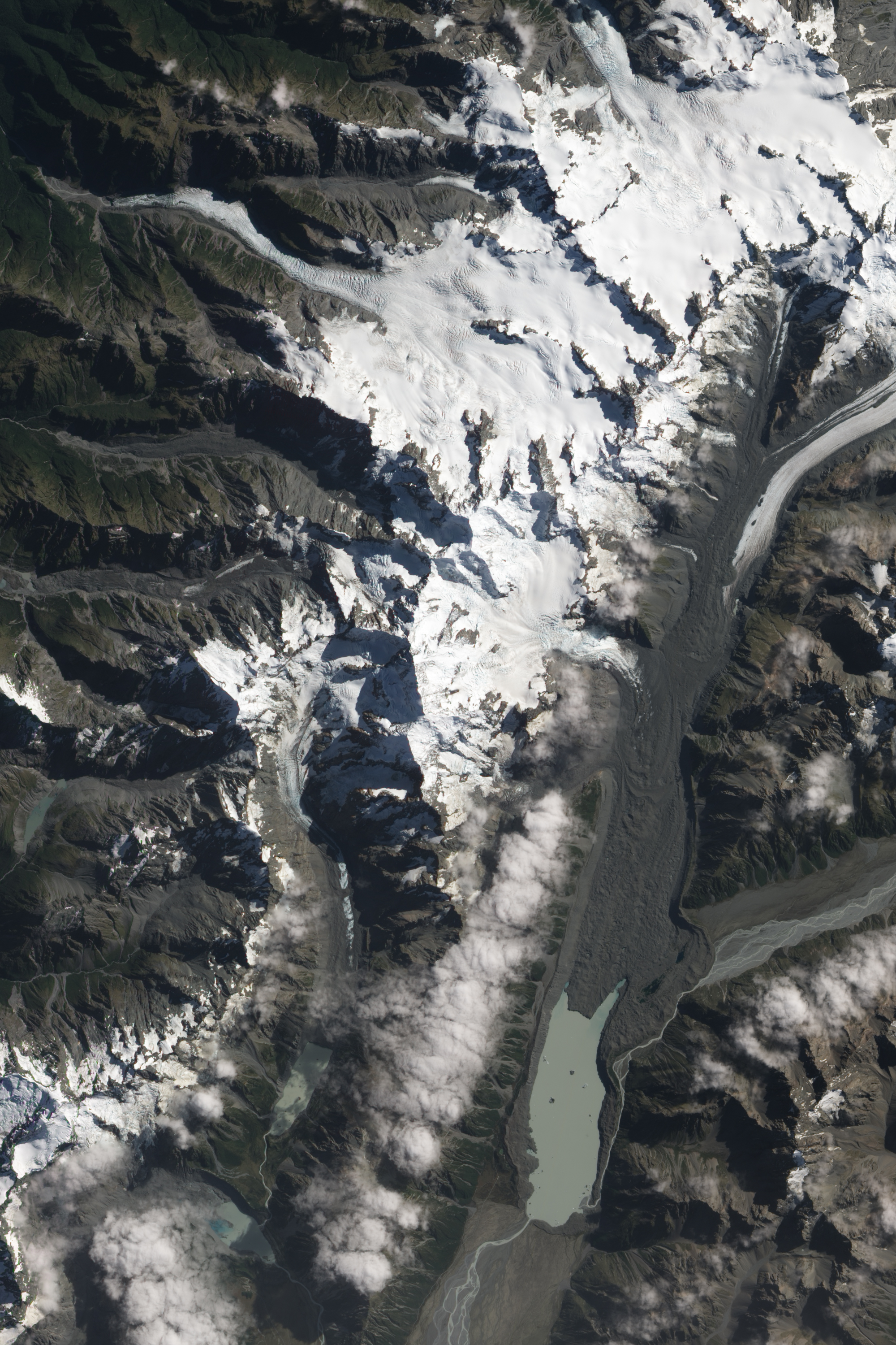Avalanche in Aoraki/Mount Cook National Park - related image preview