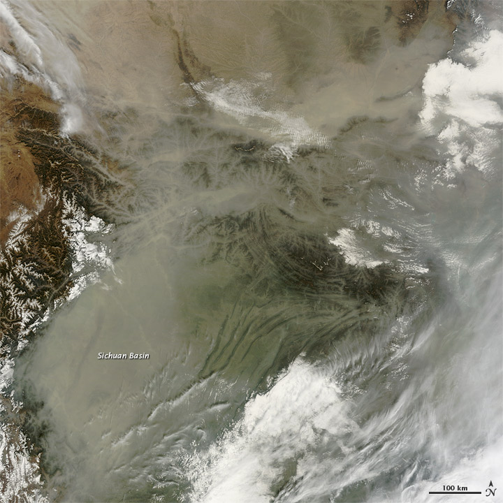 Dust in Central China