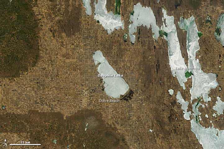 Ice Shove Hits Homes on Dauphin Lake in Manitoba  - related image preview