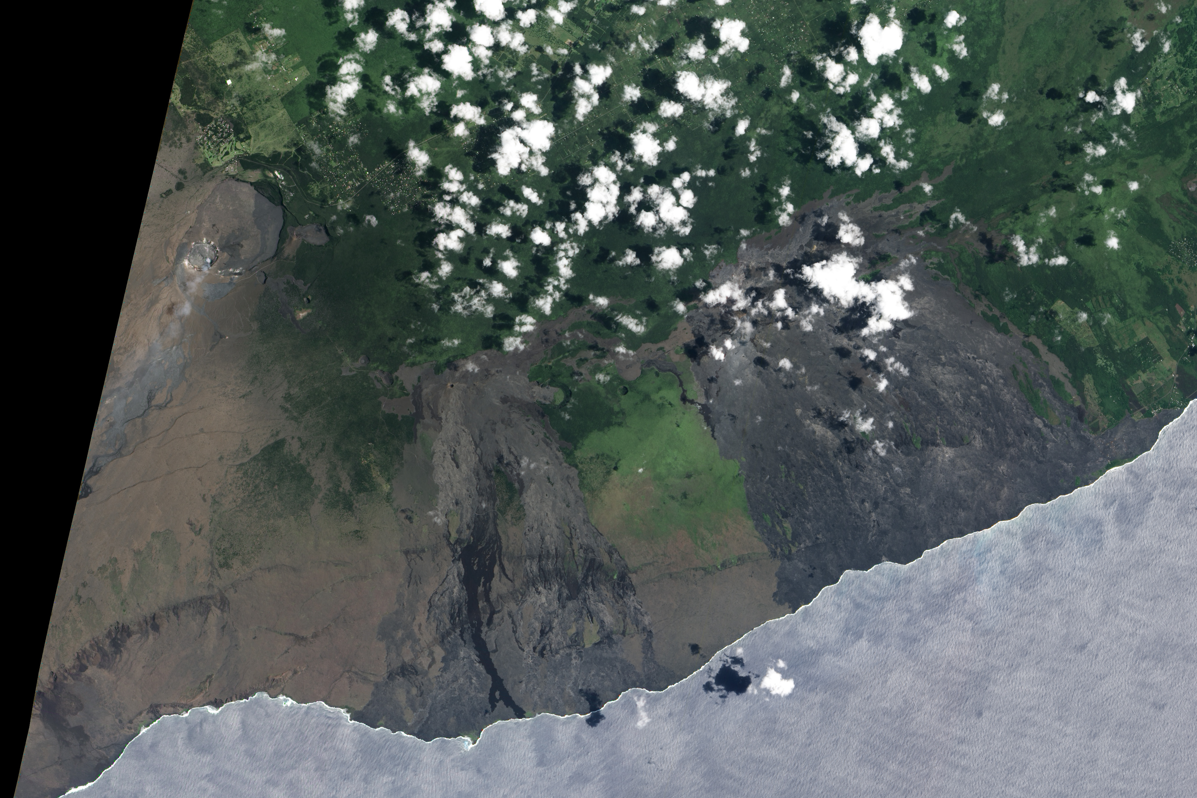 Halema’uma’u Crater - related image preview