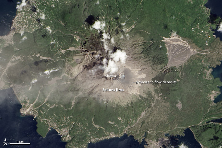 Big Blast at Sakurajima Volcano, Japan