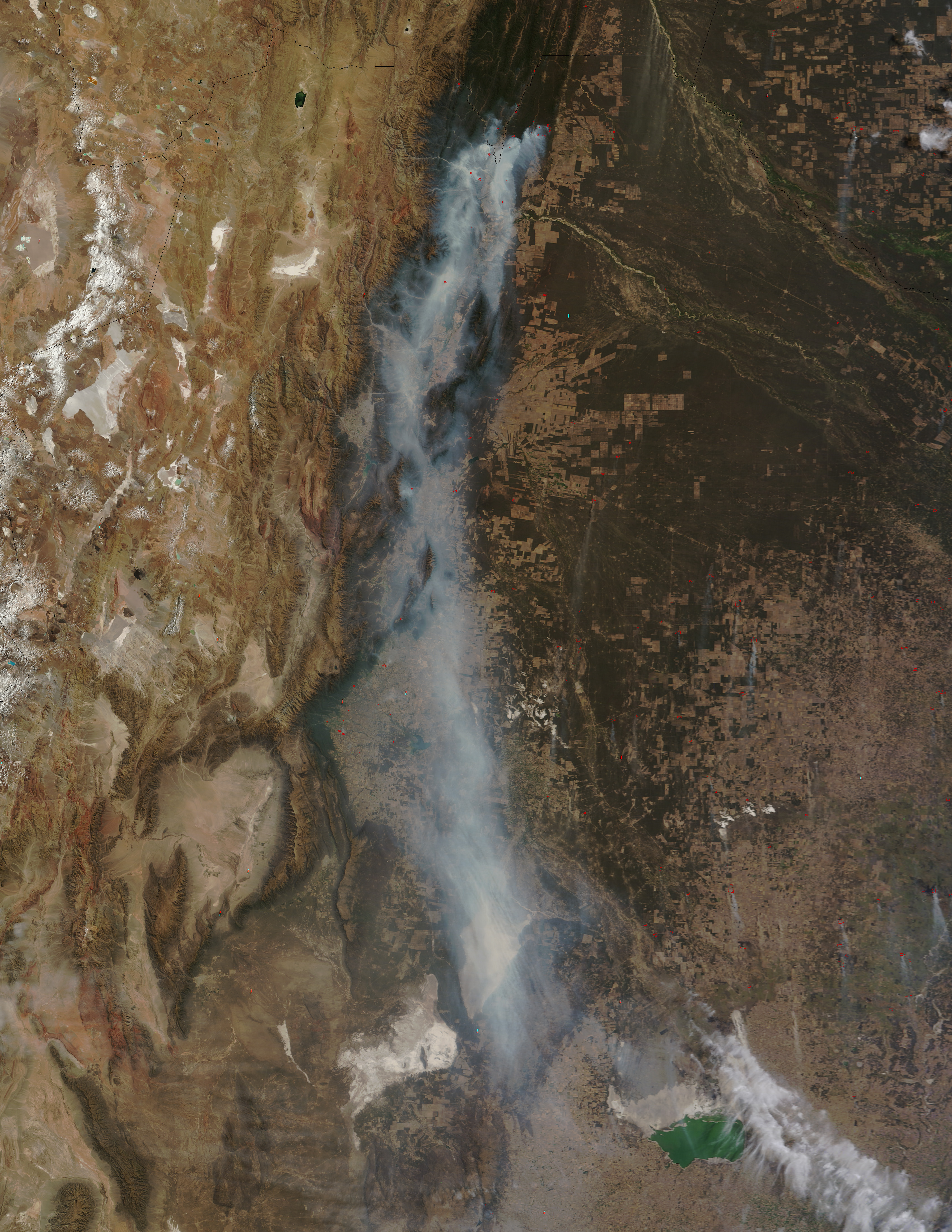 Fire, Dust Sweeps Across Northern Argentina - related image preview