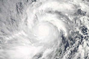 Super Typhoon Haiyan Surges Across the Philippines