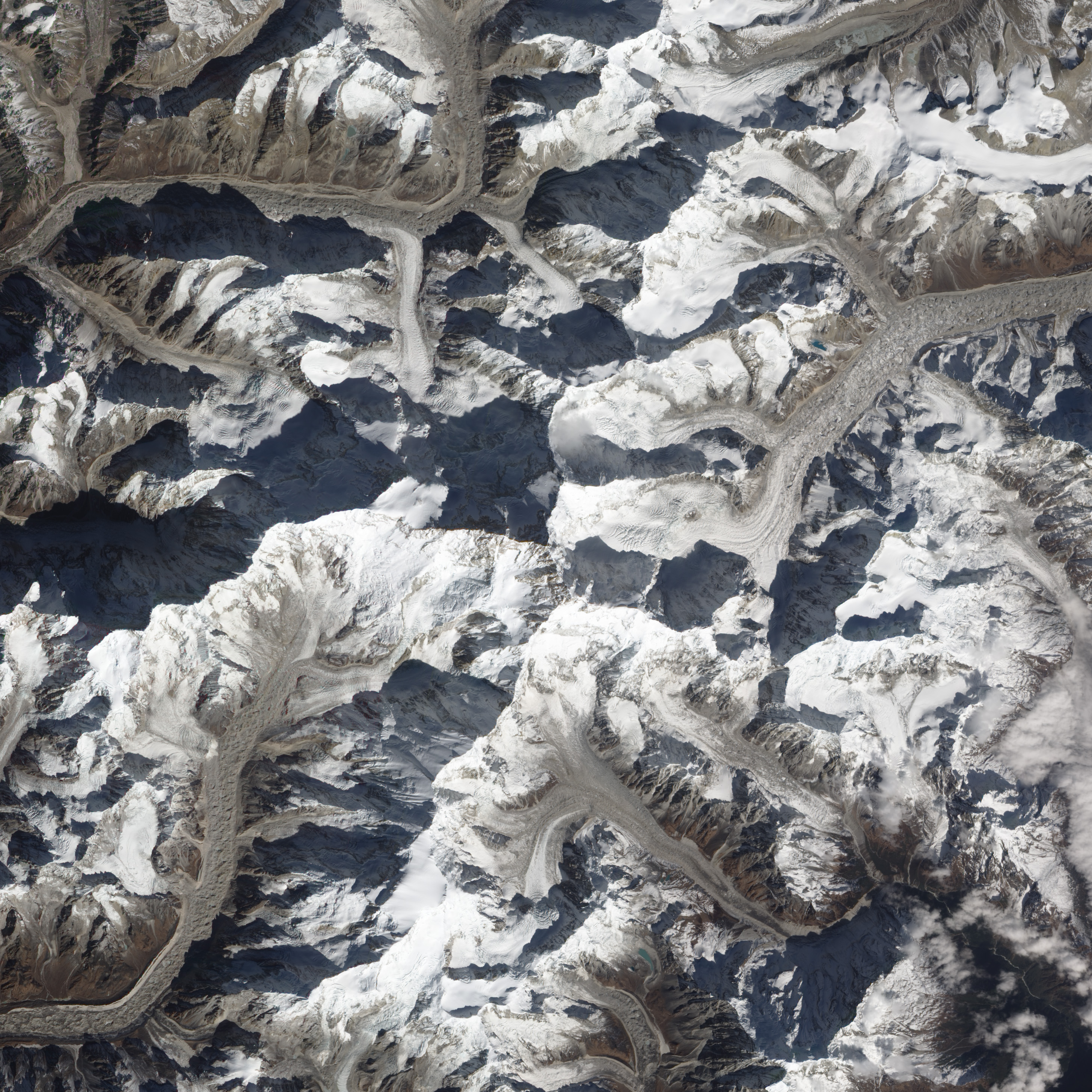 Kangchenjunga - related image preview