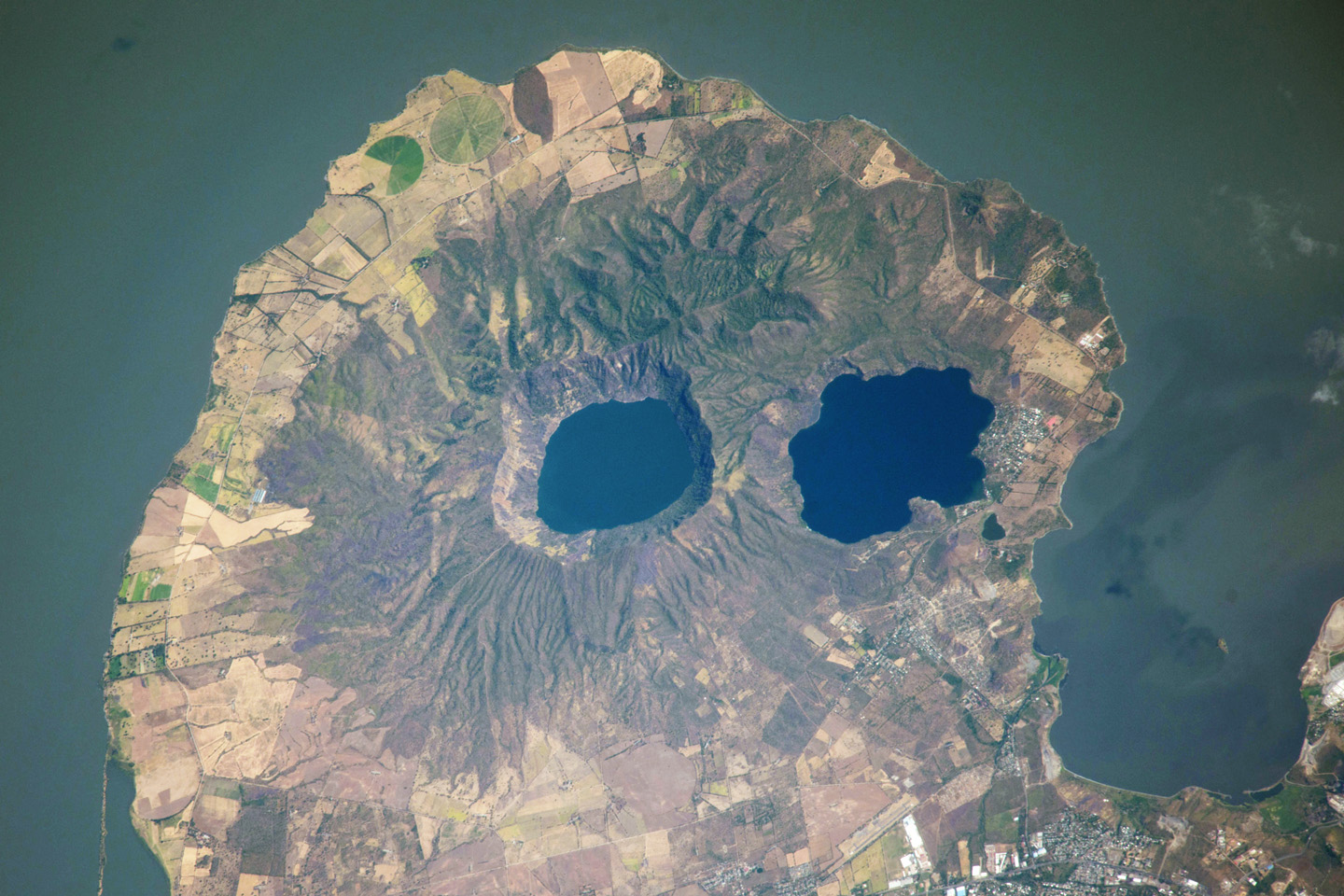Apoyeque Volcano, Nicaragua - related image preview