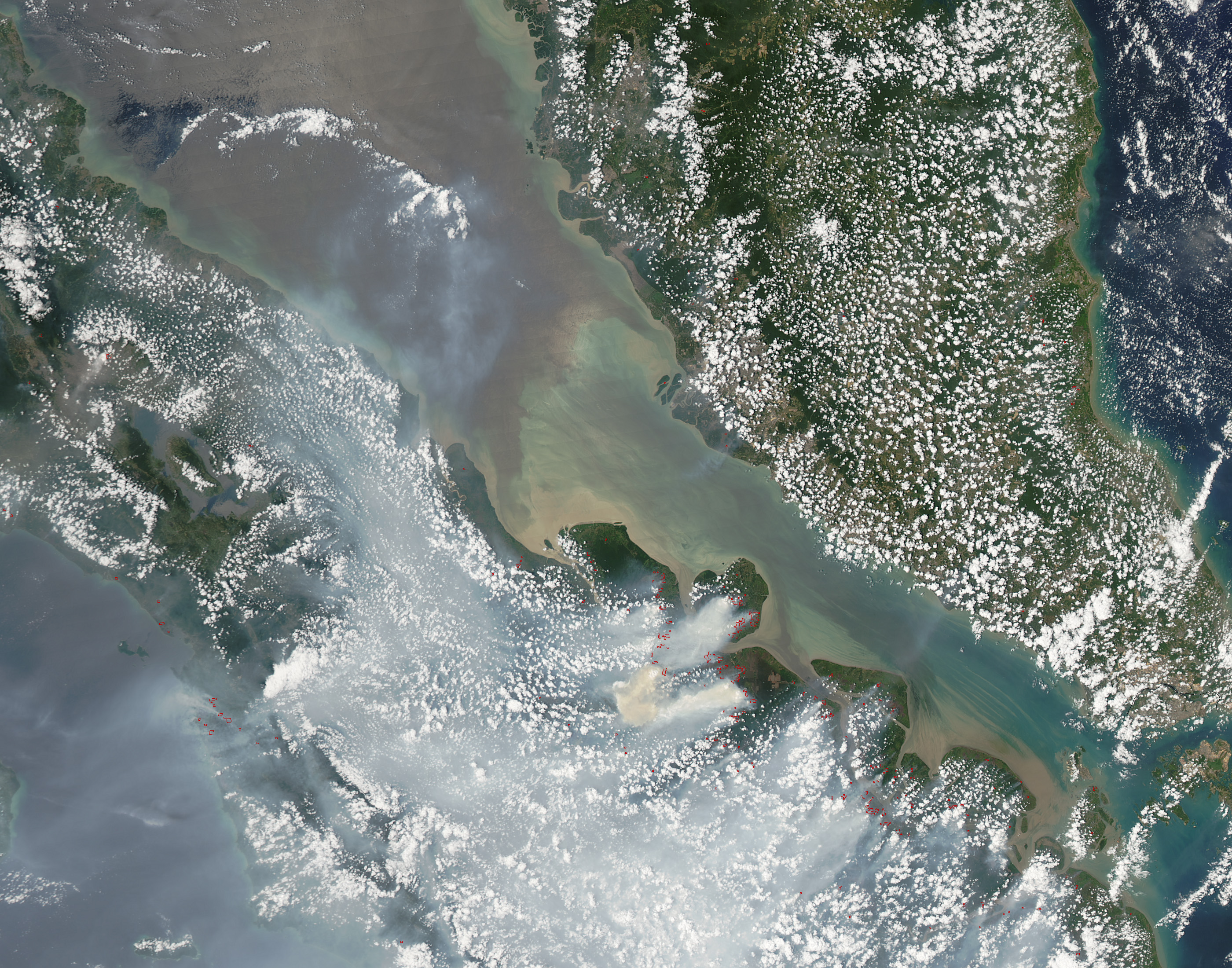 Fires Cloak Sumatra in Smoke - related image preview
