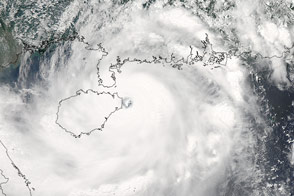 Typhoon Rammasun Making Landfall in China