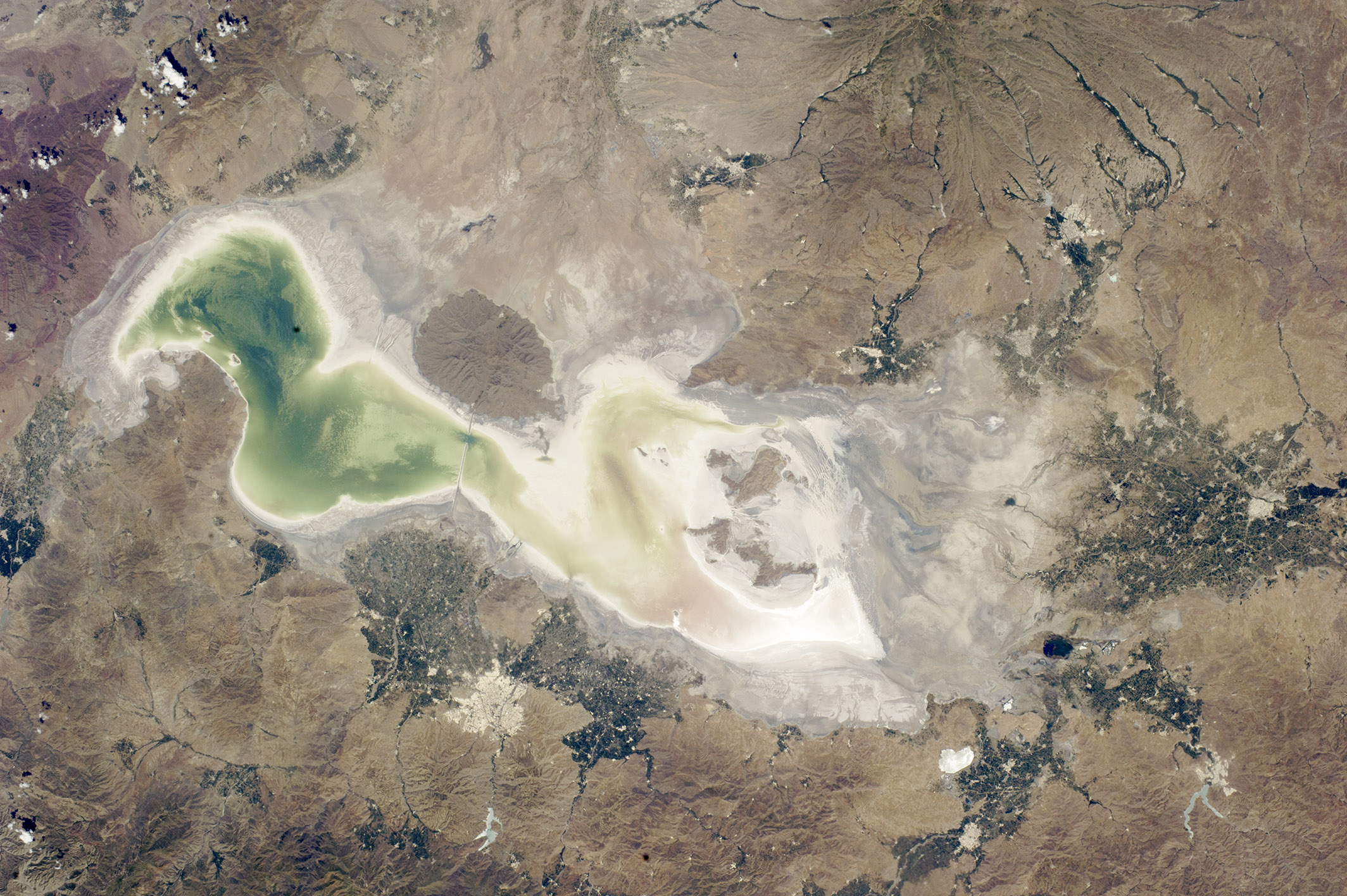 Lake Urmia - related image preview