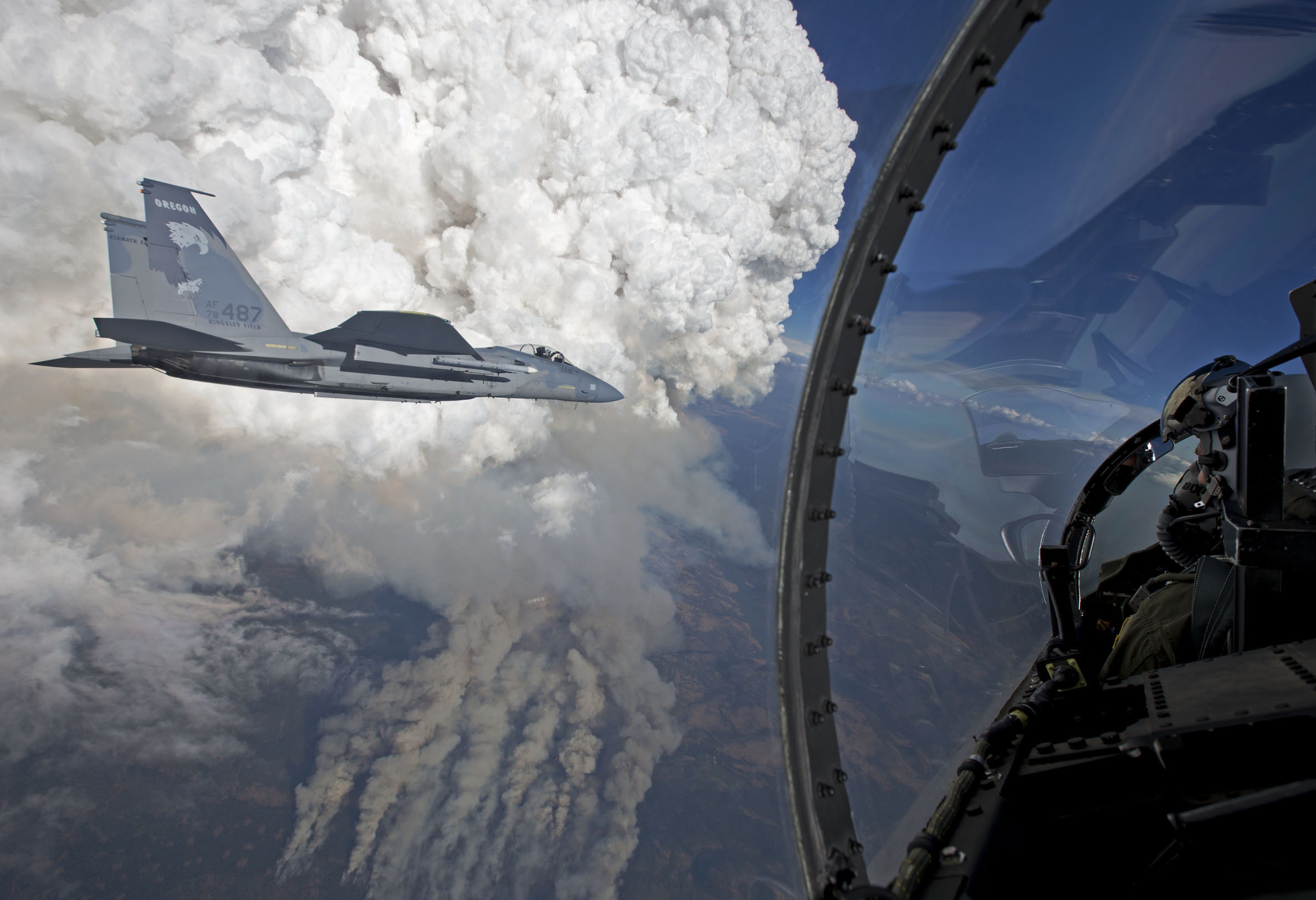 Evolution of Pyrocumulus over California - related image preview