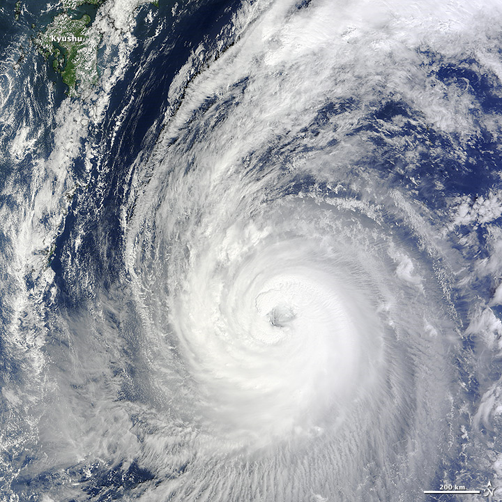 Super Typhoon Phanfone - related image preview