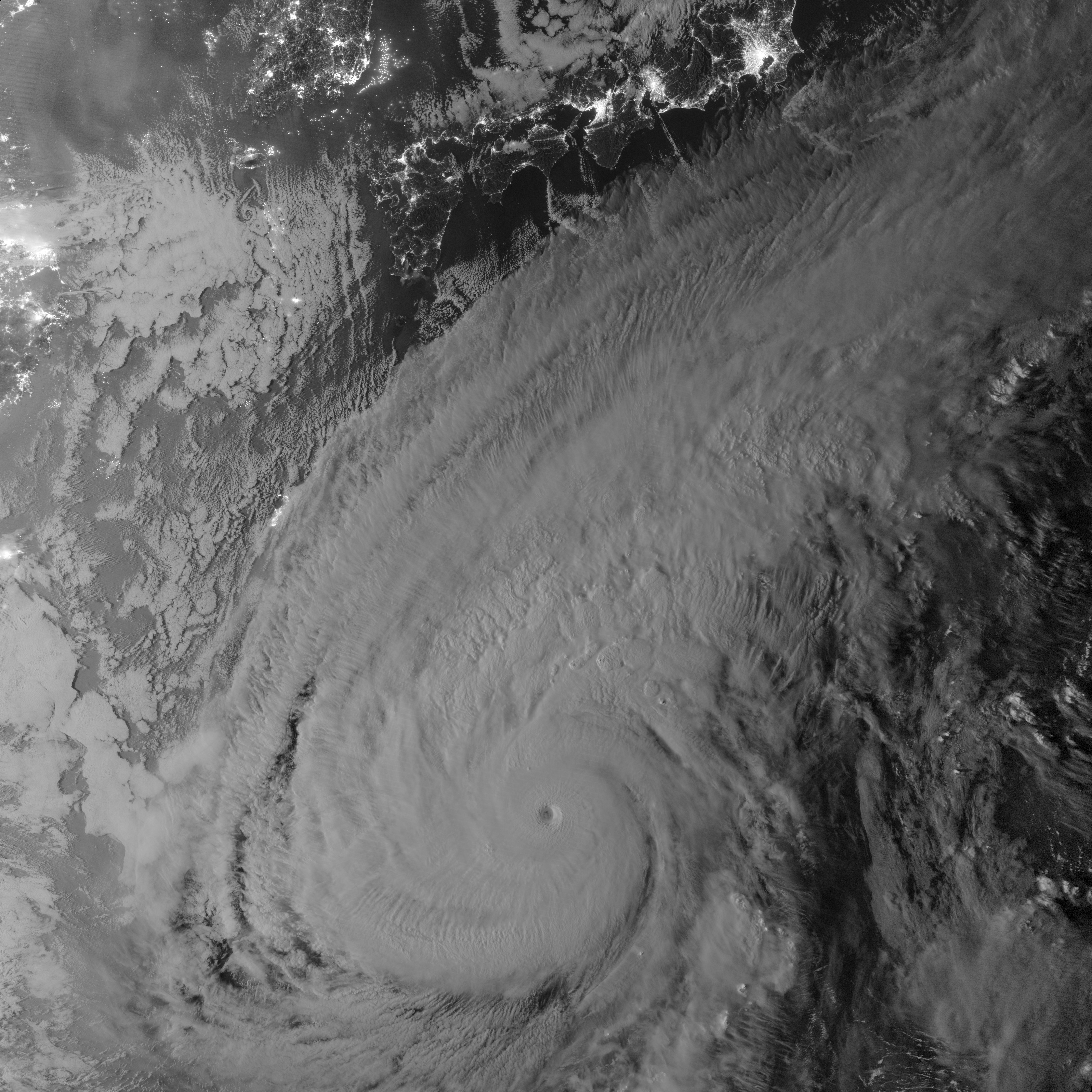 Super Typhoon Nuri - related image preview