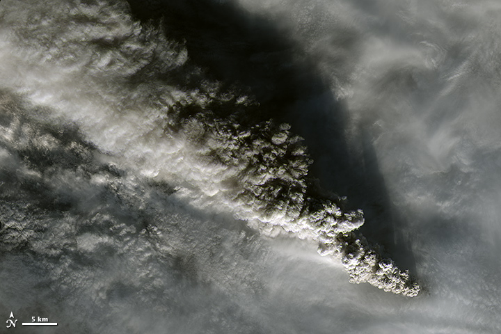 Plumes from Pavlof Volcano - related image preview