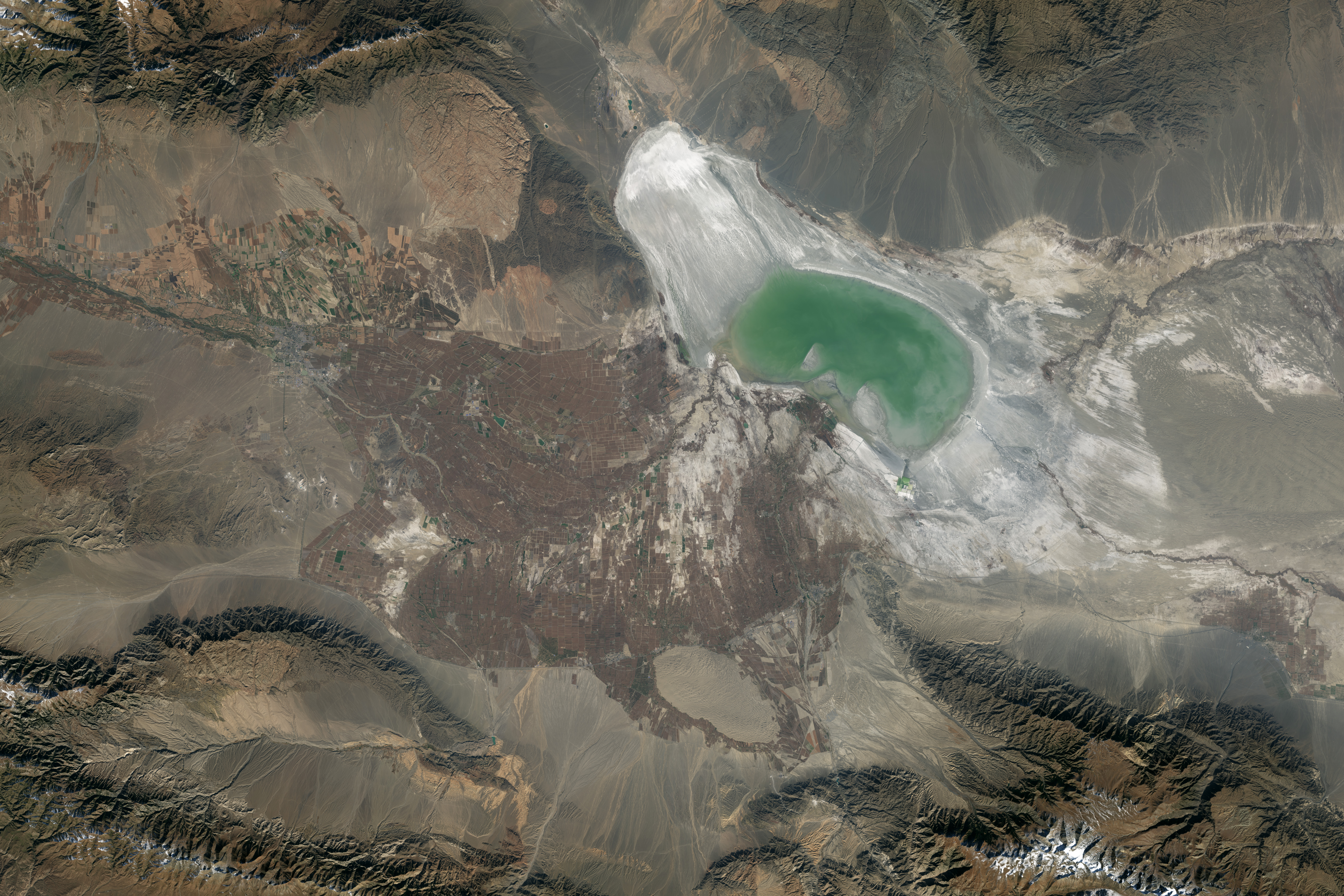 Shrinking Lake Ebinur - related image preview