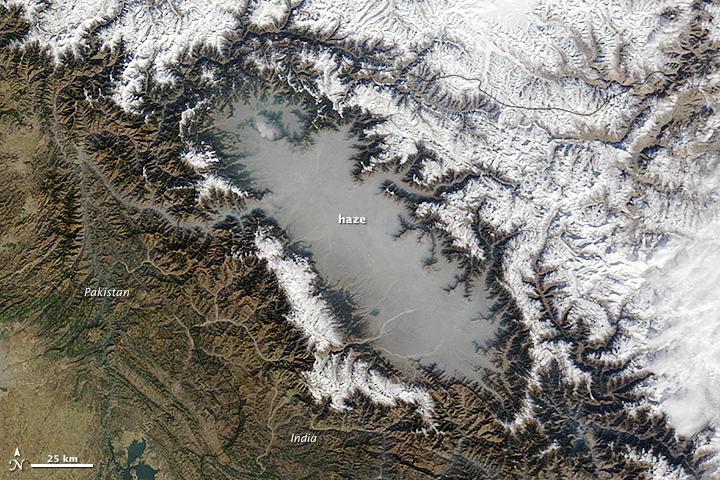 Haze in the Kashmir Valley