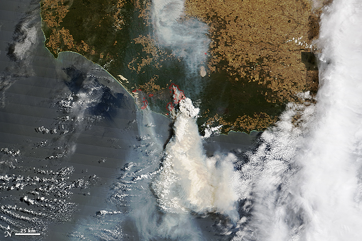 Bushfires Menace Towns in Western Australia - related image preview