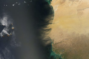 Thick Dust Plumes Obscure Africa’s Coast
