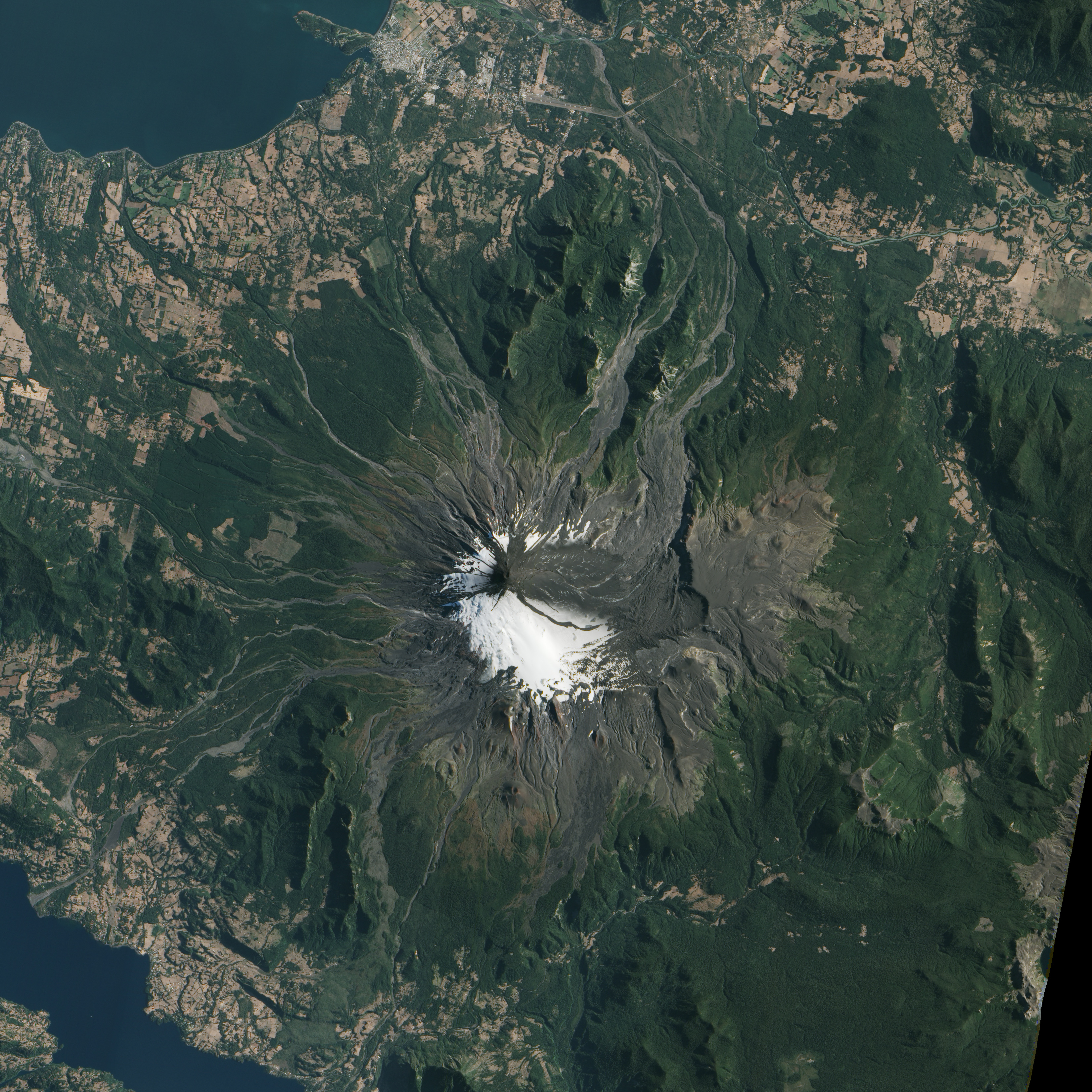 Eruption of Villarrica Volcano - related image preview