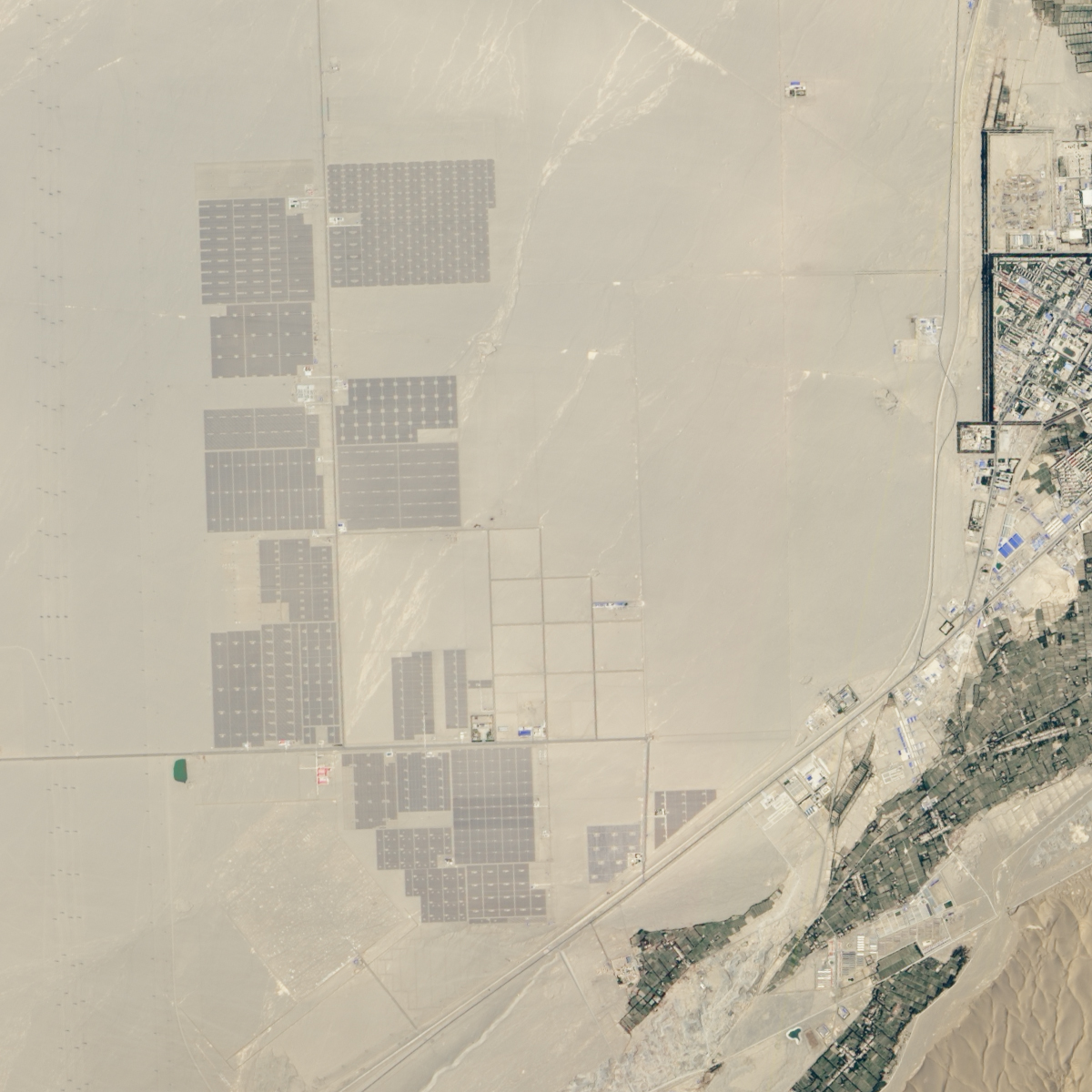 Growth of Solar in the Gobi Desert - related image preview