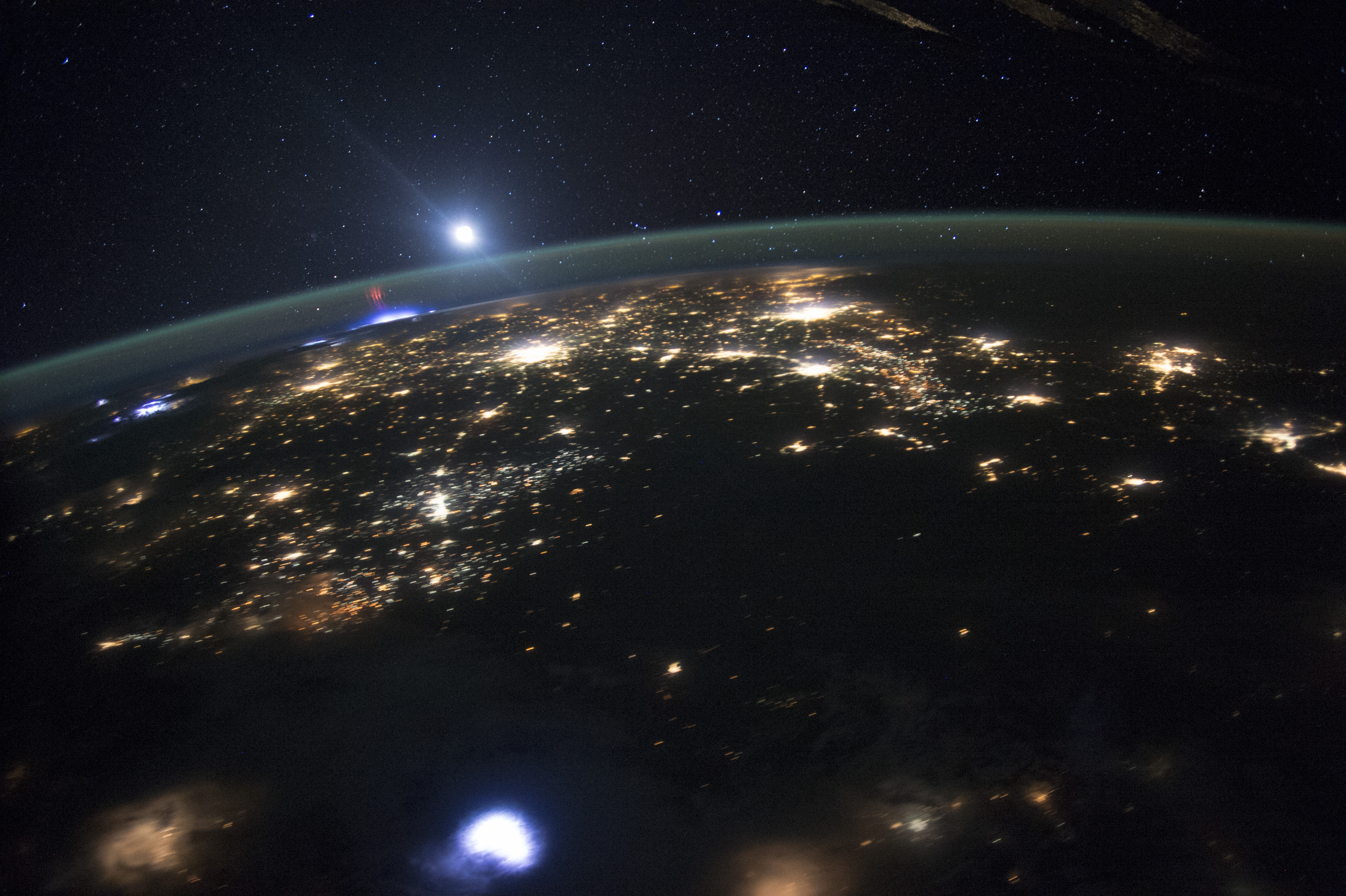 Red Sprites Above the U.S. and Central America - related image preview