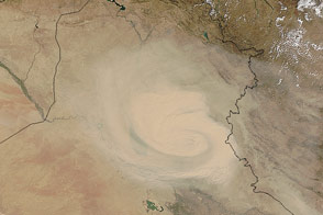 Dust Marches Across Iraq and Iran