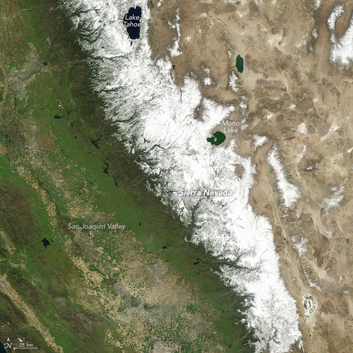Sierra Nevada Snowpack in a Wet Year, Dry Year