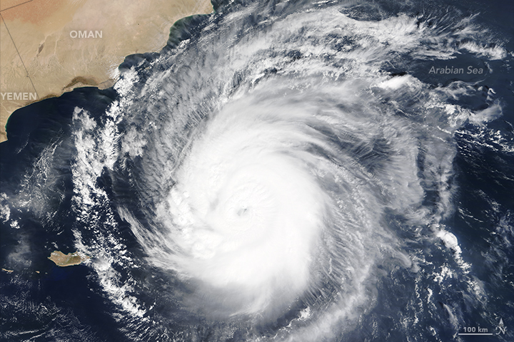 Cyclone Chapala Nears Arabian Peninsula - related image preview