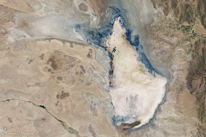 Bolivia’s Lake Poopó Disappears - related image preview