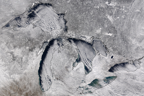 Cloud Streets Over the Great Lakes