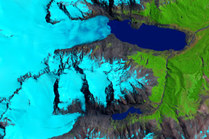 Retreat of the Sierra de Sangra Glaciers