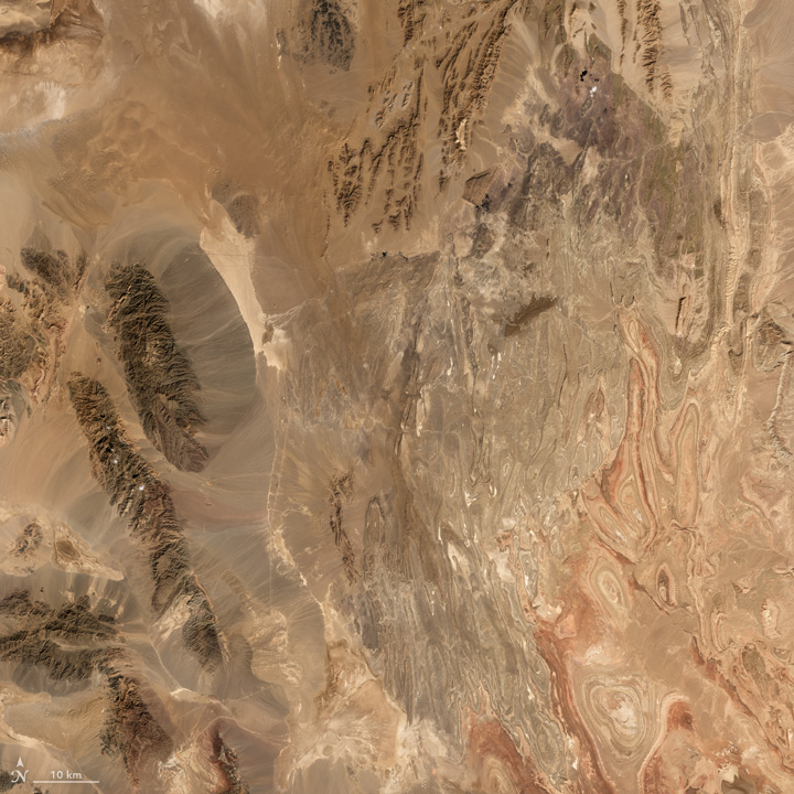 Arid Iran in False Color - related image preview