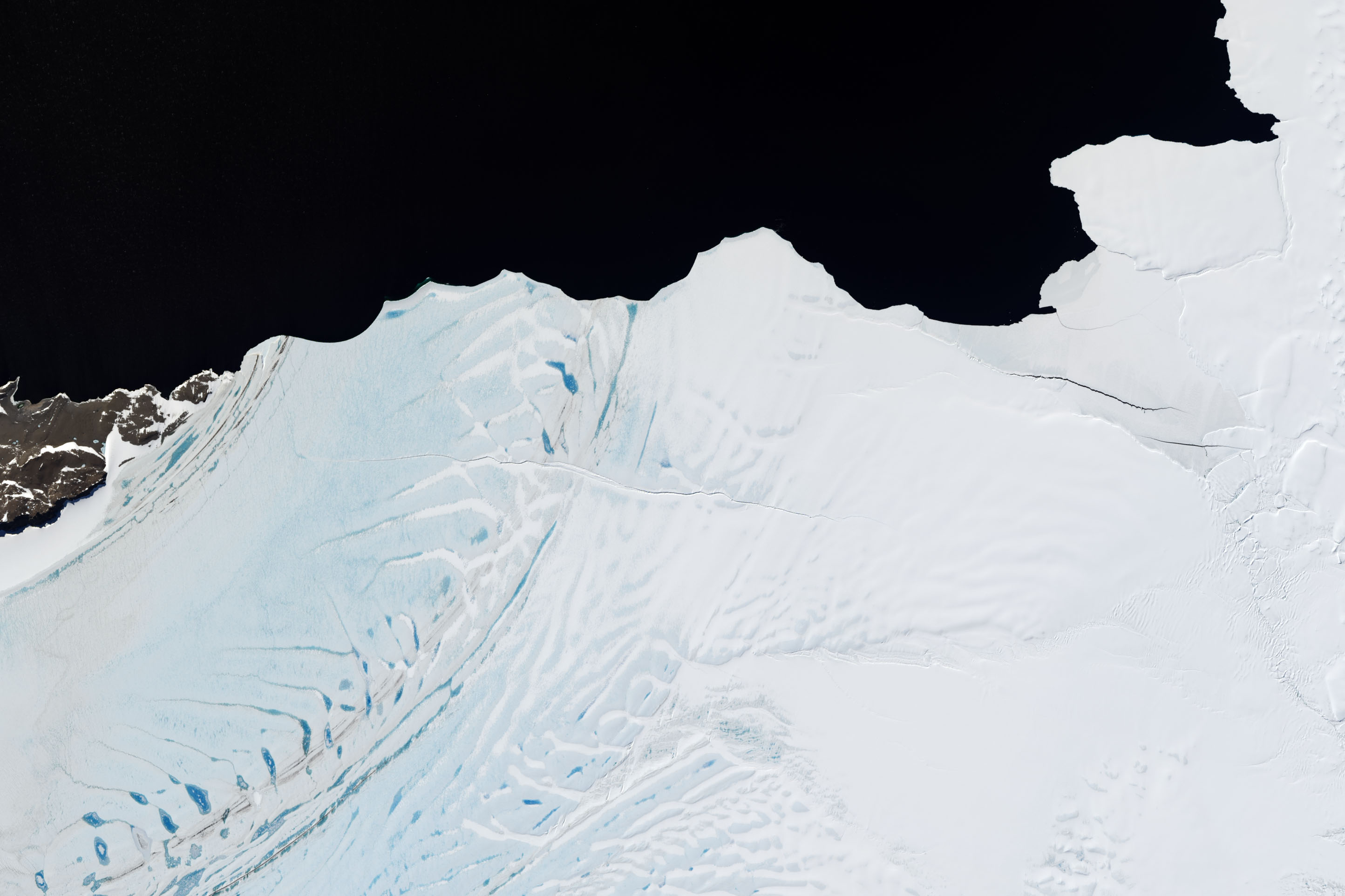 Nansen Breaking Up with Antarctica - related image preview