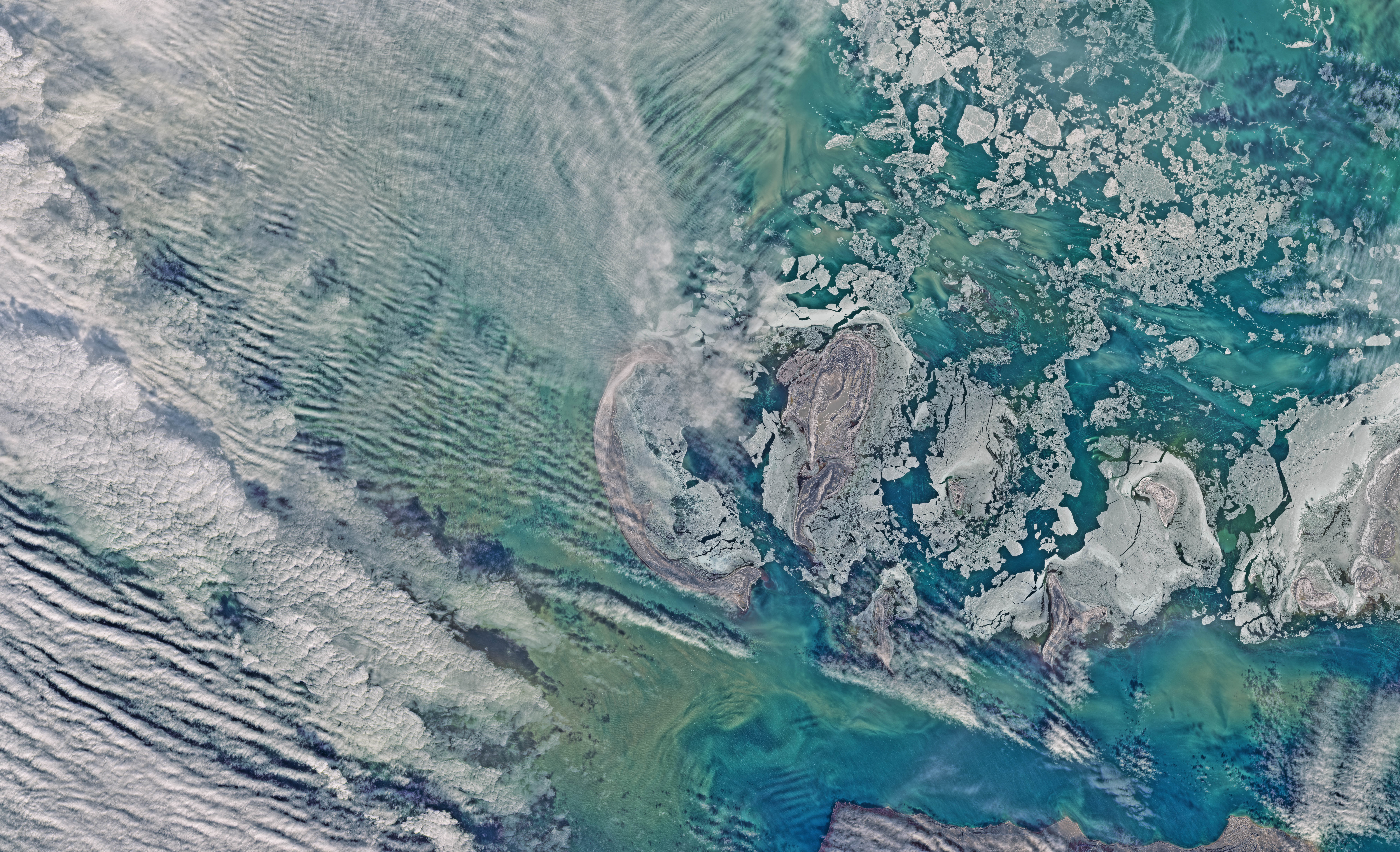 Каспийское море снимок со спутника