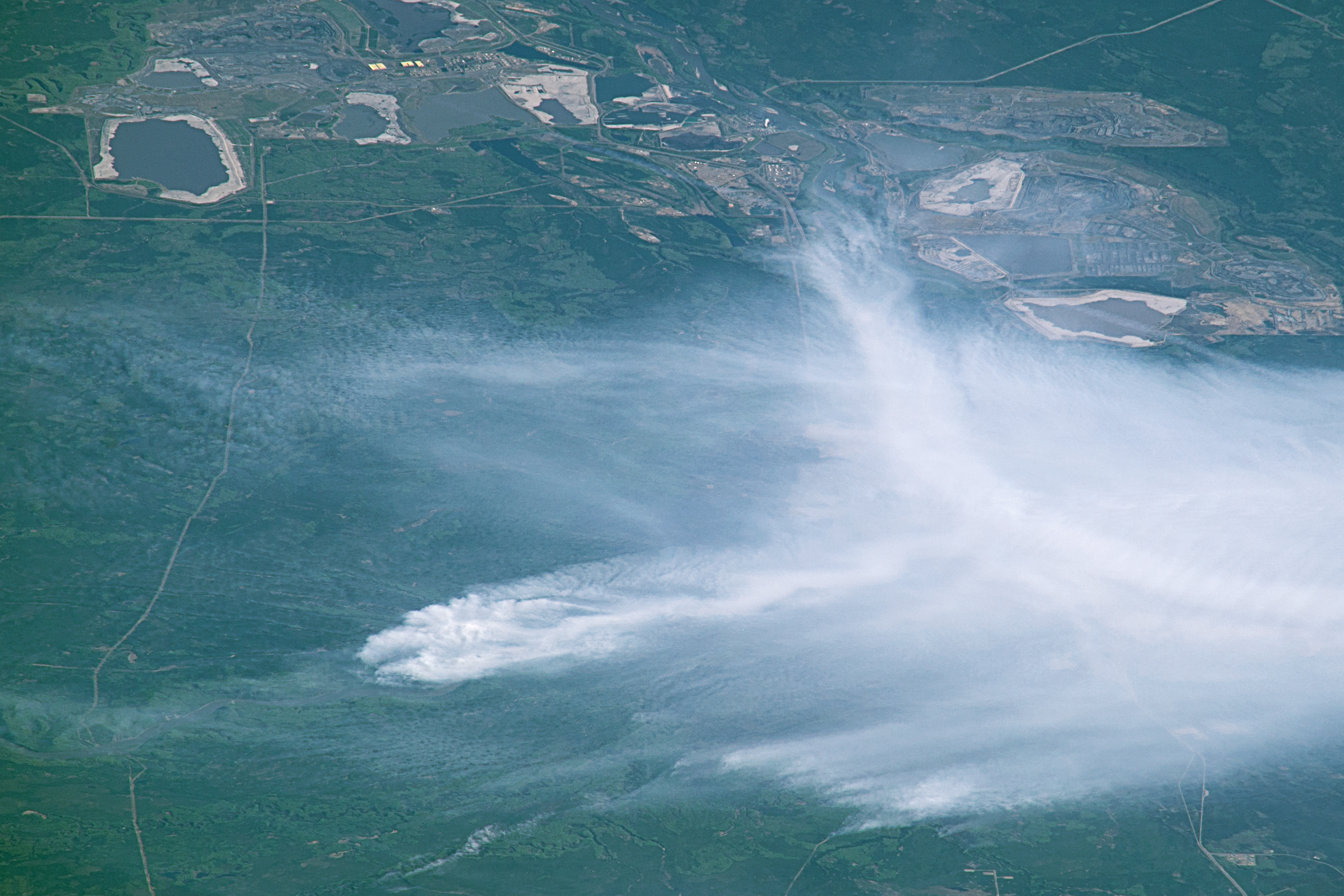 An Astronaut’s View of the Fort McMurray Fire - related image preview