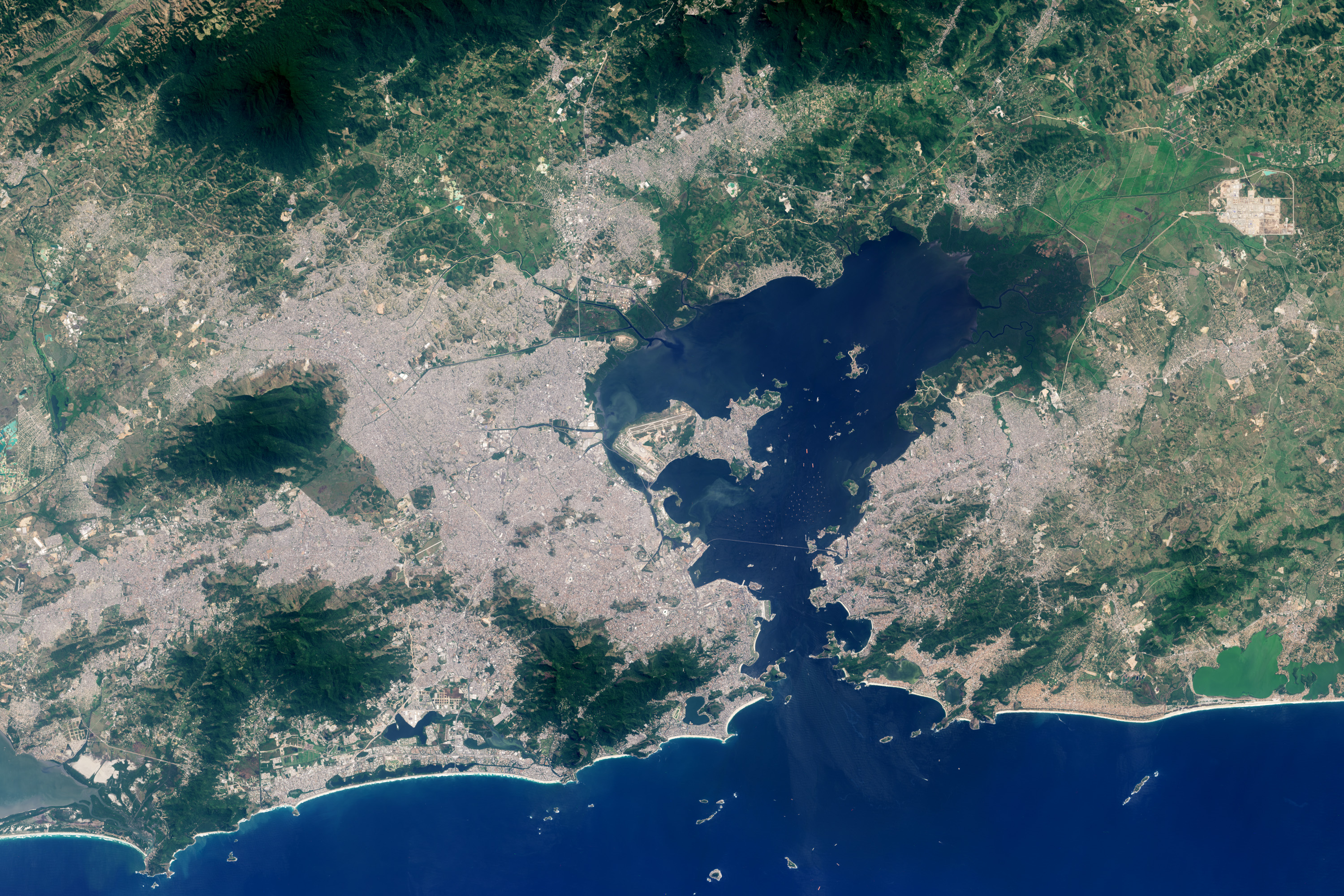 Rio de Janeiro: A Changing City  - related image preview