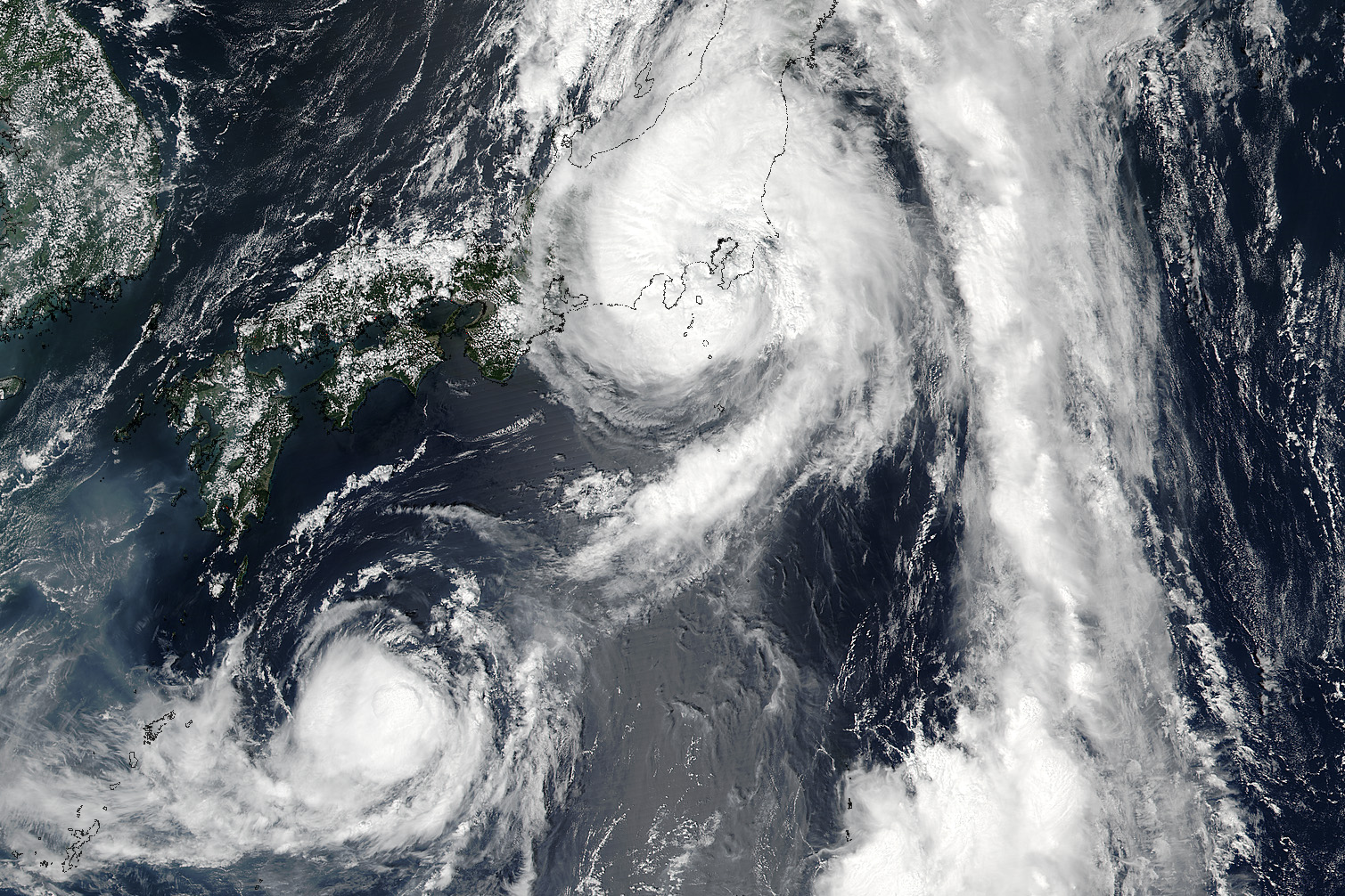 Typhoon Mindulle over Japan - related image preview