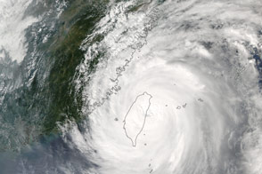Typhoon Megi Passes Taiwan