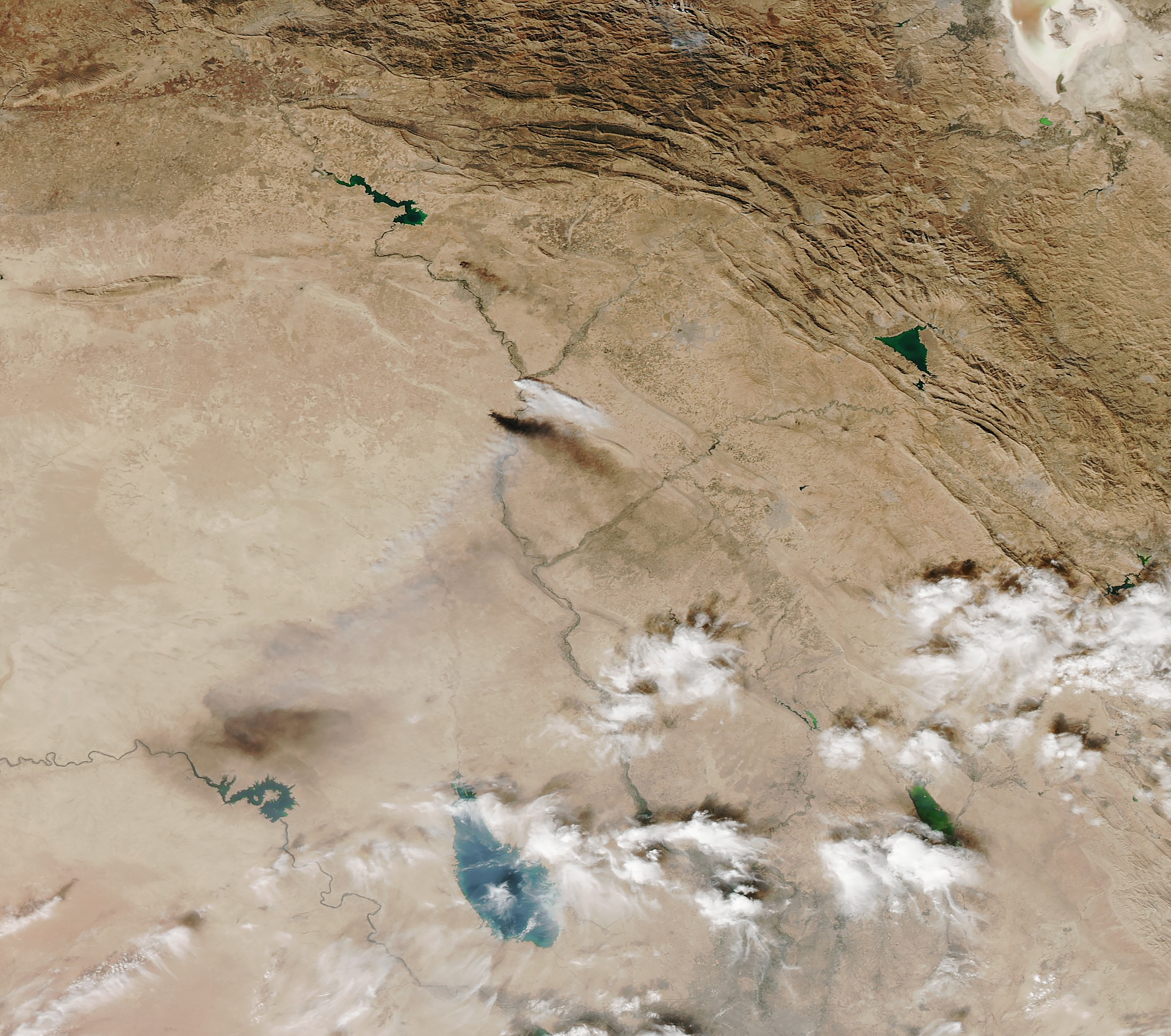 Sulfur Dioxide Spreads Over Iraq - related image preview