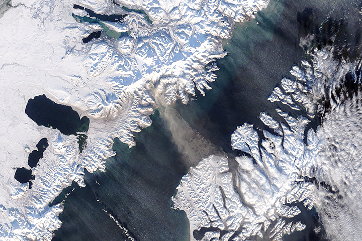 Snow and Ash Above Katmai - related image preview