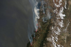 Fires Blaze in Chile