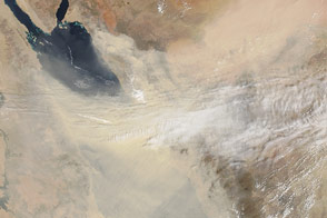 Dust Obscures the Red Sea 