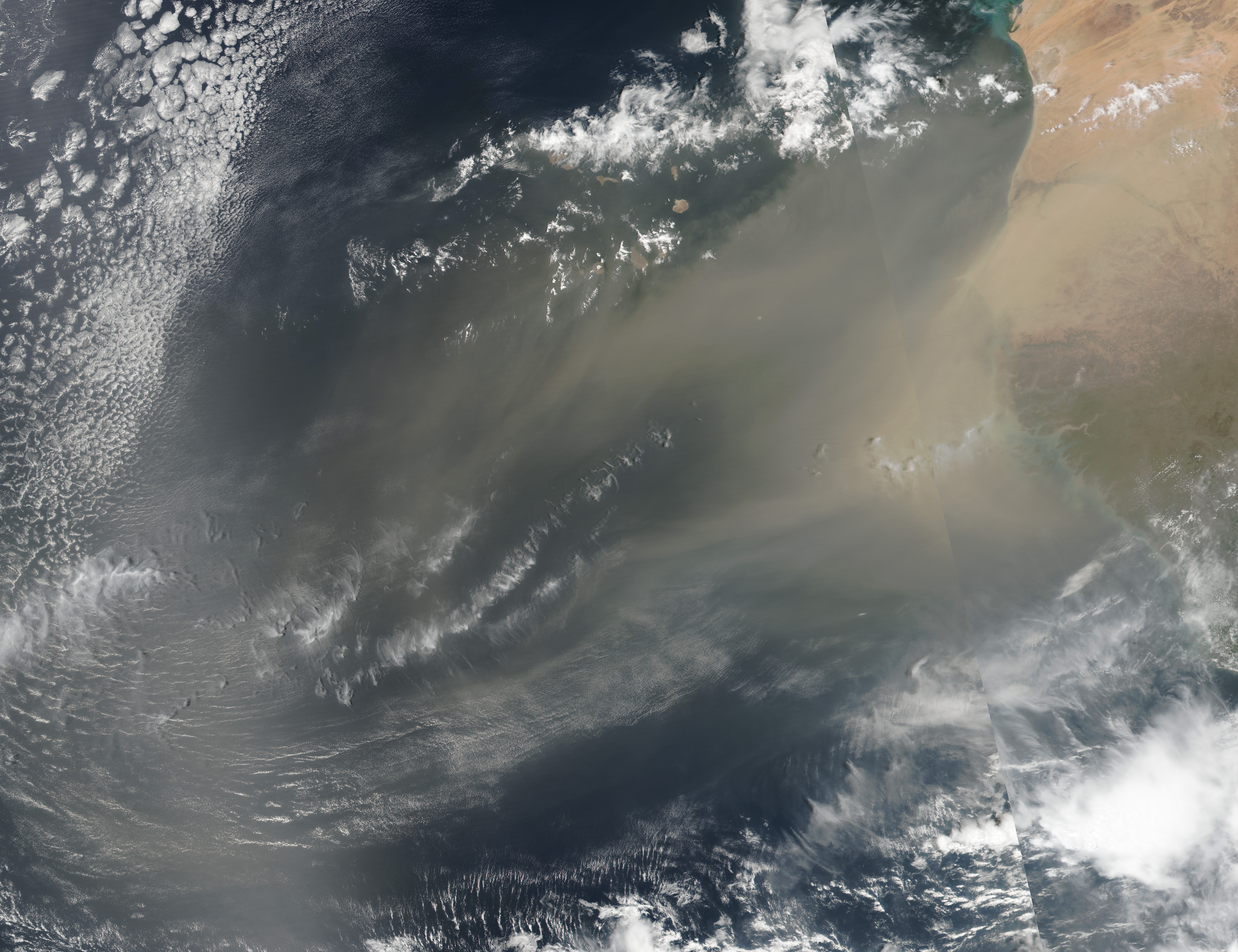 African Dust Aloft - related image preview
