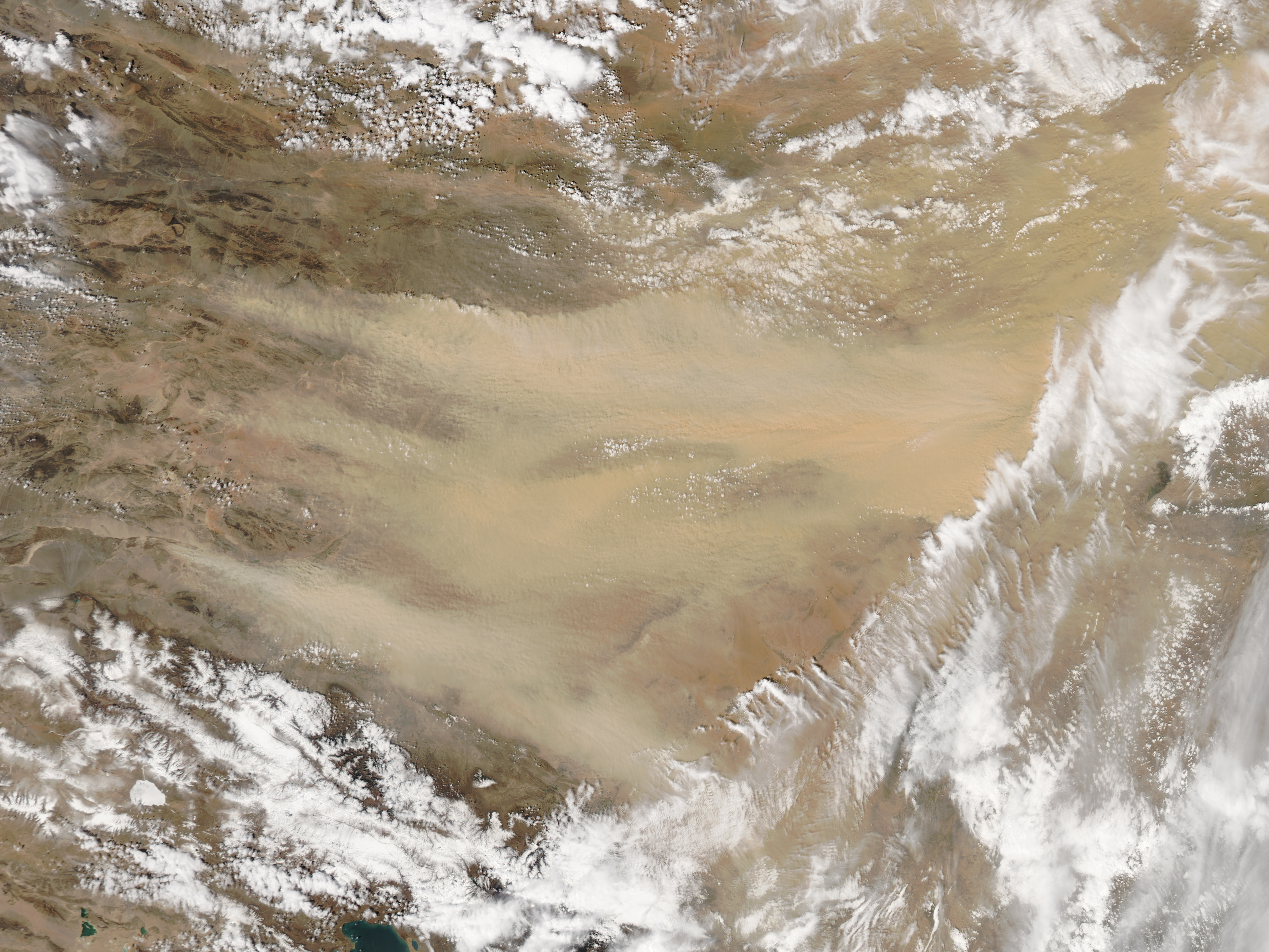 Dust Sweeps Across Northern China - related image preview