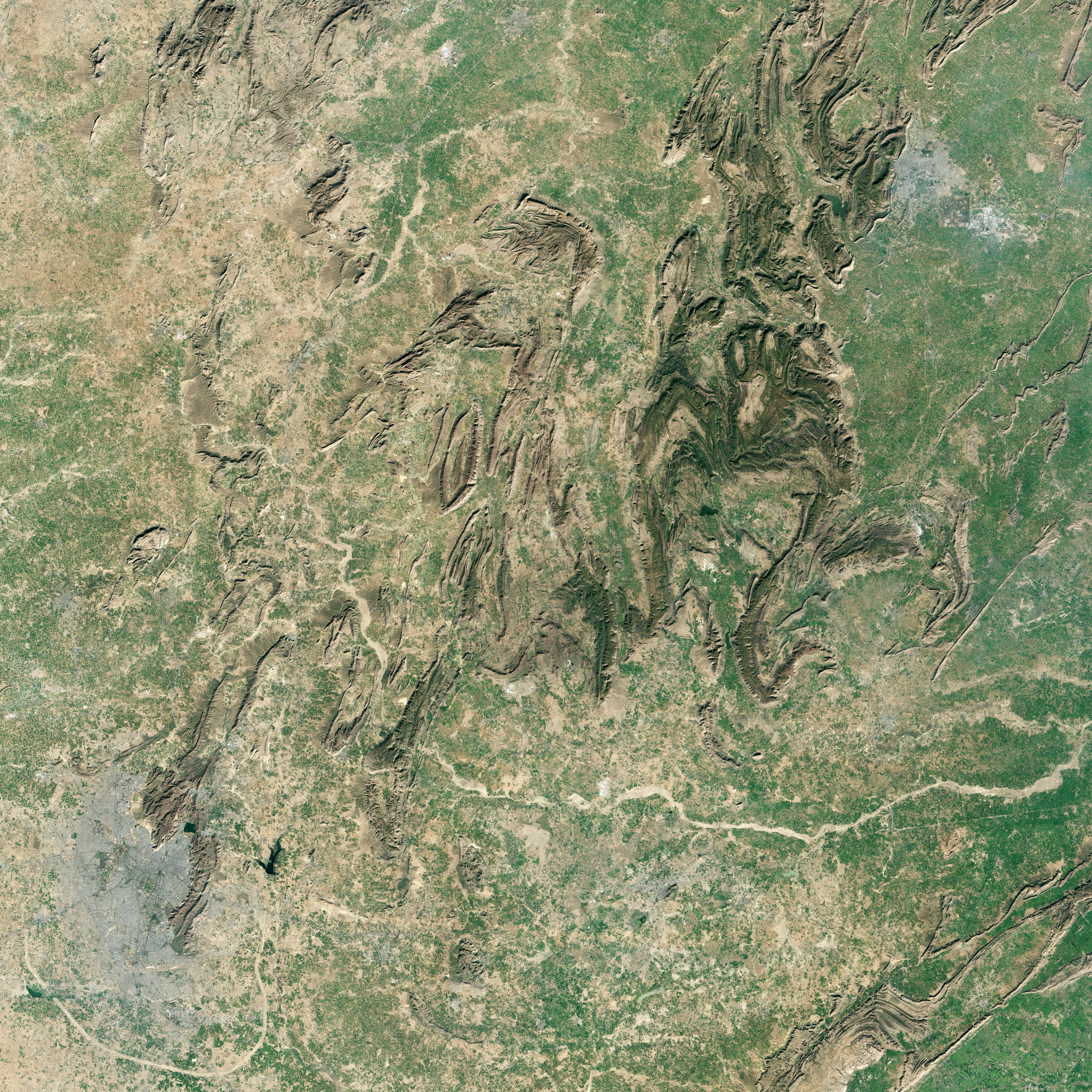 The Ancient Aravalli Range - related image preview