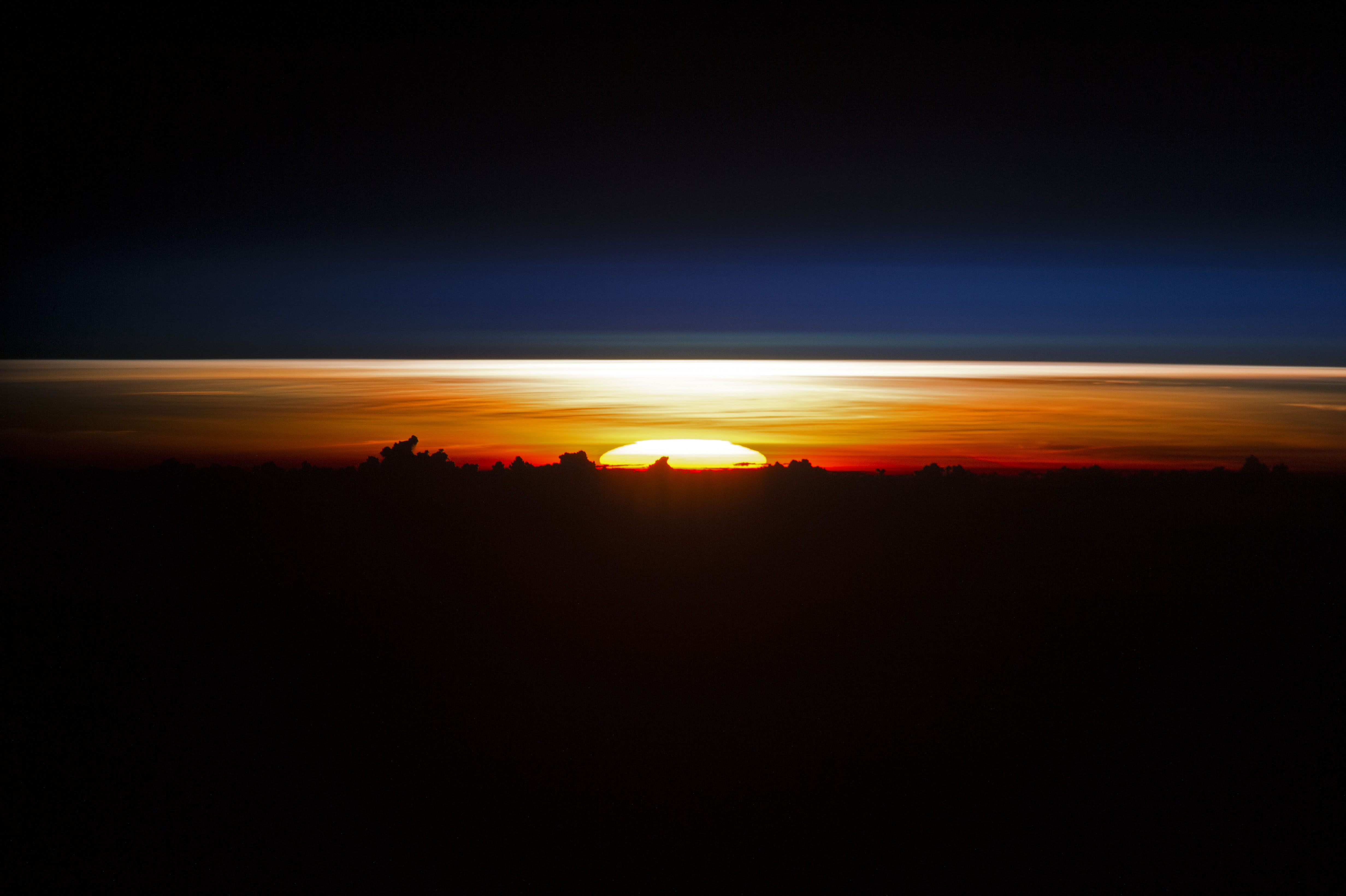 horizon sunrise